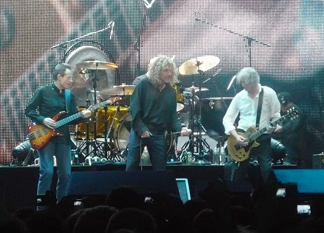 File:Led Zeppelin 2007.jpg