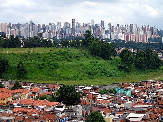 File:Favela Jaqueline (Vila S&ocirc;nia) 02.jpg