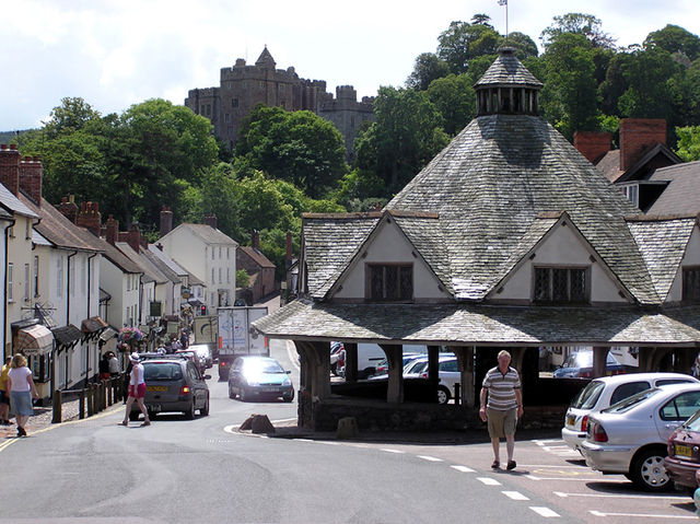 File:Dunster.jpg