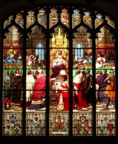 File:Great window Parliament Hall Edinburgh.jpg