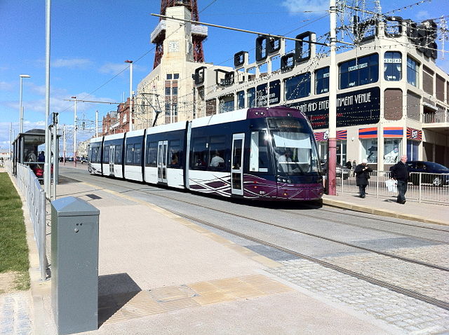 File:Flexity 2 (Blackpool) tram at Tower tram stop.jpg