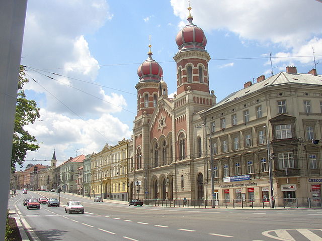 File:Great Synagogue Plzen CZ general view.JPG