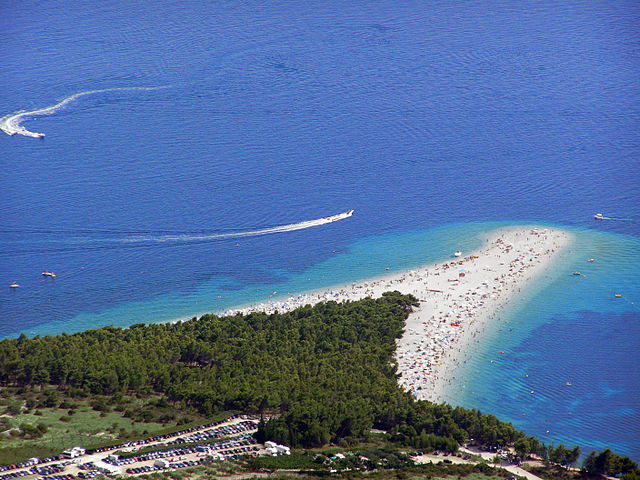 File:Zlatni rat from Vidova Gora.JPG