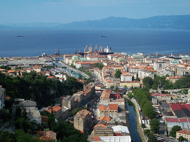 File:Rijeka-view-2.jpg