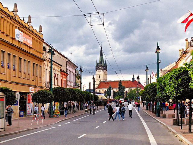 File:Presov-Rue principale.jpg