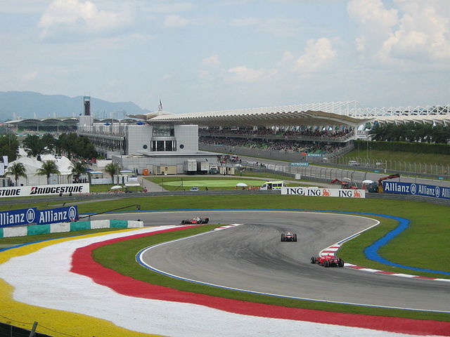 File:Sepang international circuit qualifying1.jpg