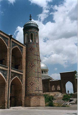 File:Minaret in Samarkand.jpg