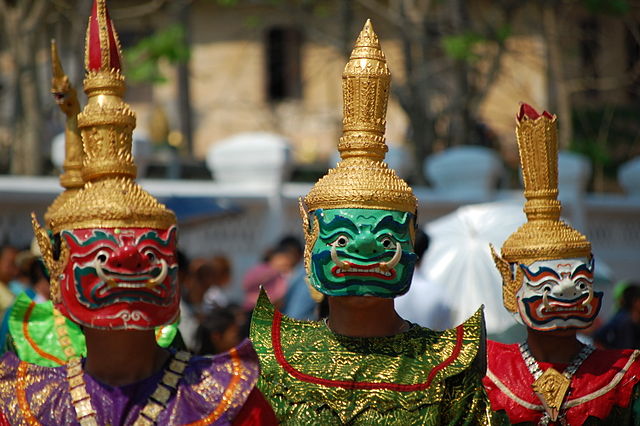 File:Lao New Year, dancers.jpg