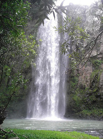File:El Chorreron, San Fernando, El Salvador.jpg