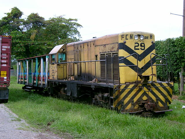 File:Train LaCeiba1.JPG