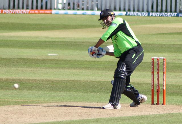 File:Younis khan batting.jpg