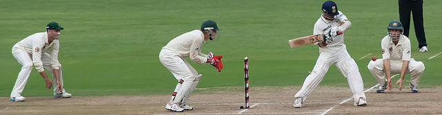 File:Tendulkar goes to 14,000 Test runs.jpg