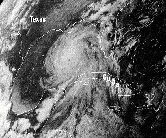 File:Hurricane Camille 16 aug 1969 2340Z.jpg