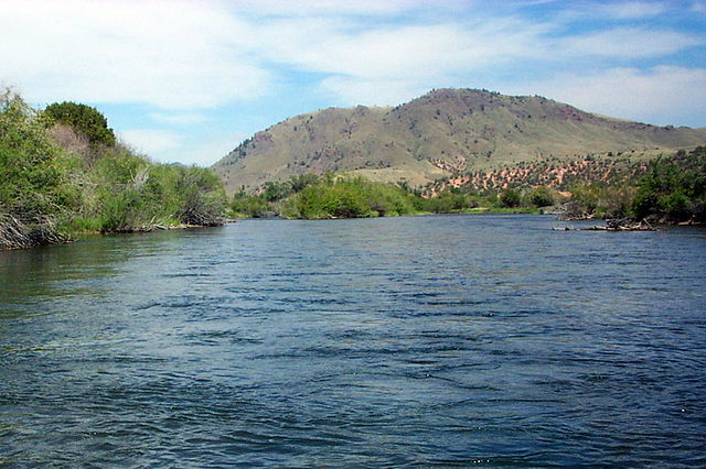 File:BeaverheadRiver.jpg