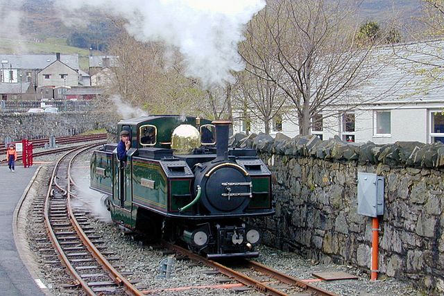 File:Ffen rlwy at bf 1.jpg