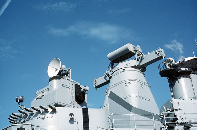 File:USS Iowa gunfire control radars.jpg