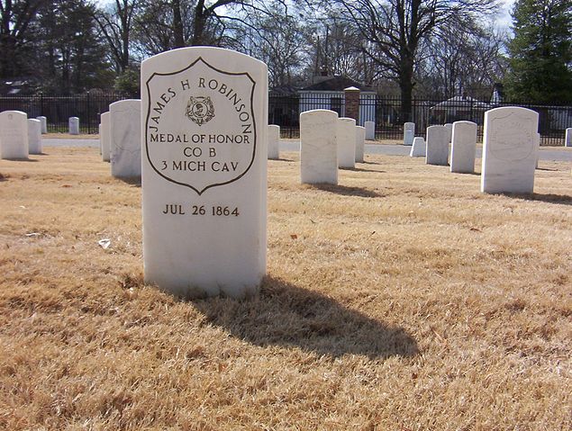 File:James H Robinson grave.jpg