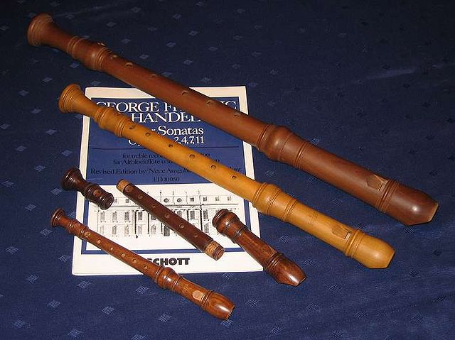 File:VariousRecorderFlutes.jpg