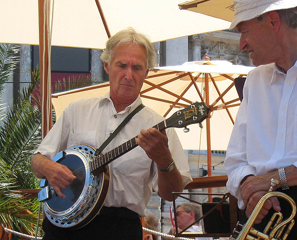 File:Riverside Stompers - Peter Schwanzer solo - Dieter Bietak 2007.jpg