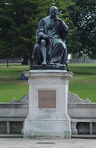File:Jenner-statue-by-lachlan-mvc-006f.jpg