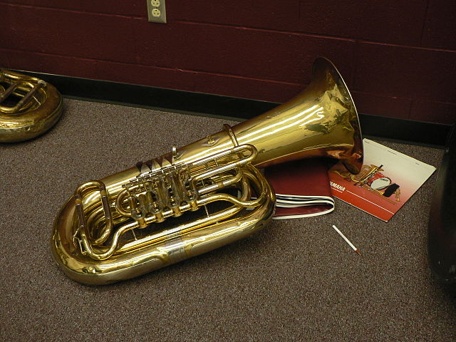File:Tuba.JPG
