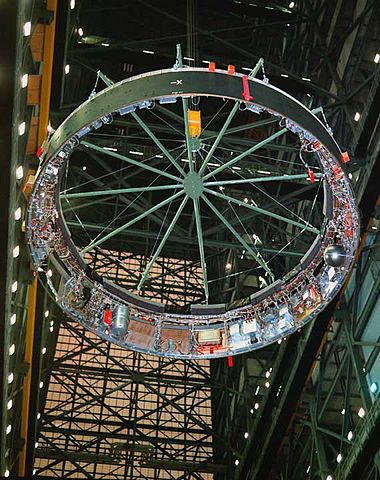 File:Saturn V IU.jpg