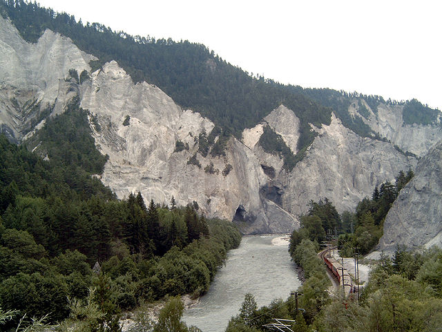 File:Rhine canyon.JPG