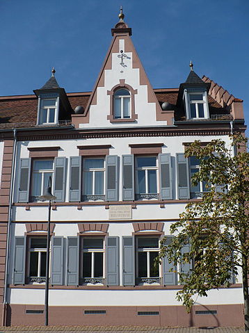 File:Benz-Wohnhaus-Ladenburg.jpg