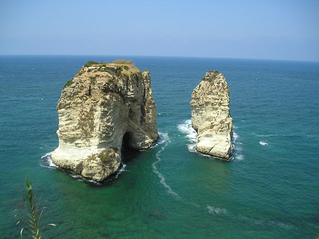 File:BeirutRaouche1.jpg