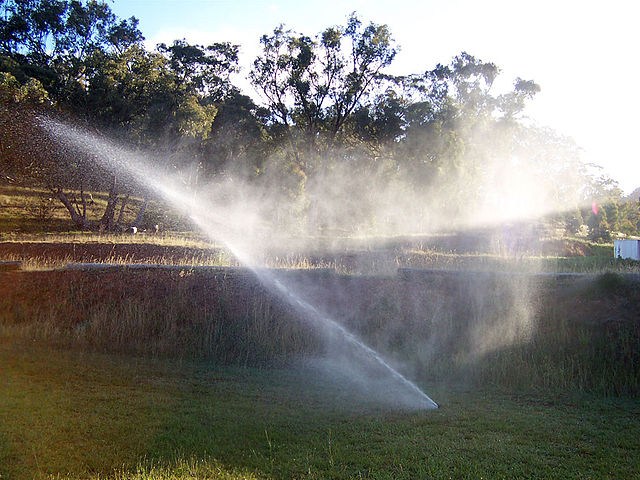 File:Sprinkler04.jpg