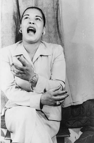 File:Billie Holiday 1949 b.jpg