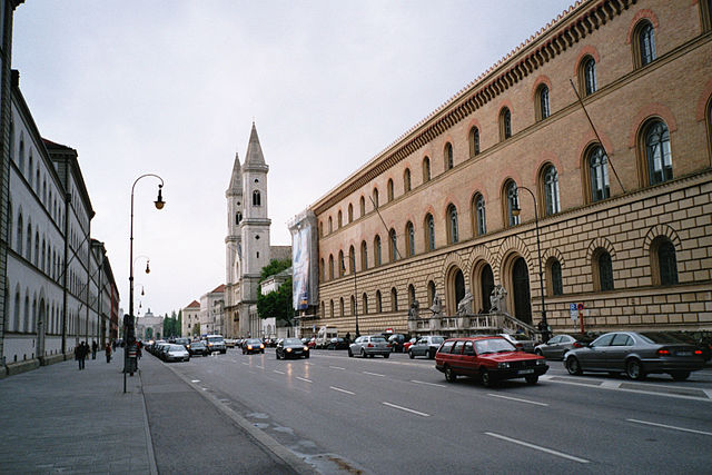 File:Ludwigstra&szlig;e, M&uuml;nchen.jpg