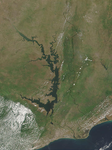 File:Lake Volta, Ghana.jpg