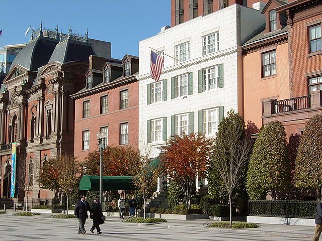 File:Blair House daylight.jpg