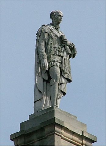 File:Charles Grey - 2nd Earl Grey - atop the Grey Momument - Newcastle upon Tyne - England - 140804.jpg