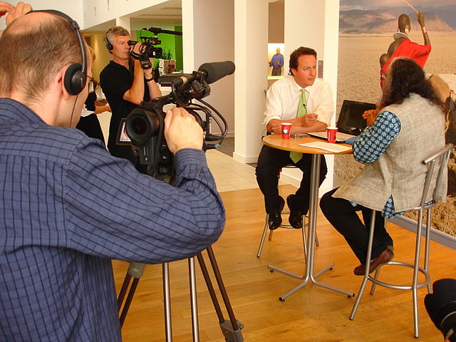 File:David Cameron interview and photo shoot at Oxfam HQ, Oxford, 29 June, 2006.jpg