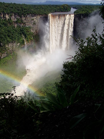 File:GuyanaKaieteurFalls2004.jpg