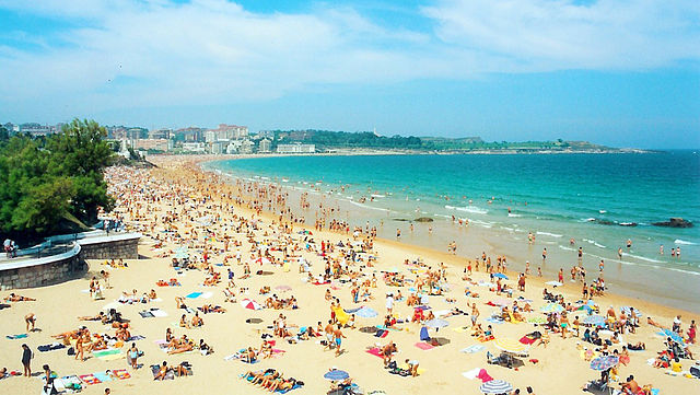 File:Playa Sardinero - Santander - Spain.jpg