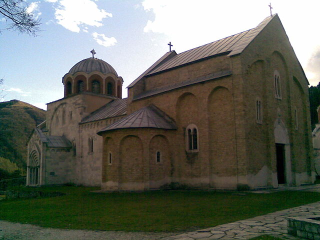 File:Manastir Studenica 1.jpg