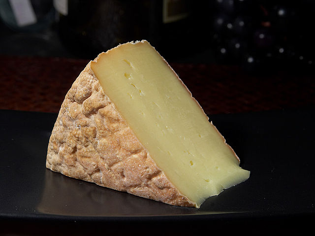 File:Cheese 61 bg 080106.jpg